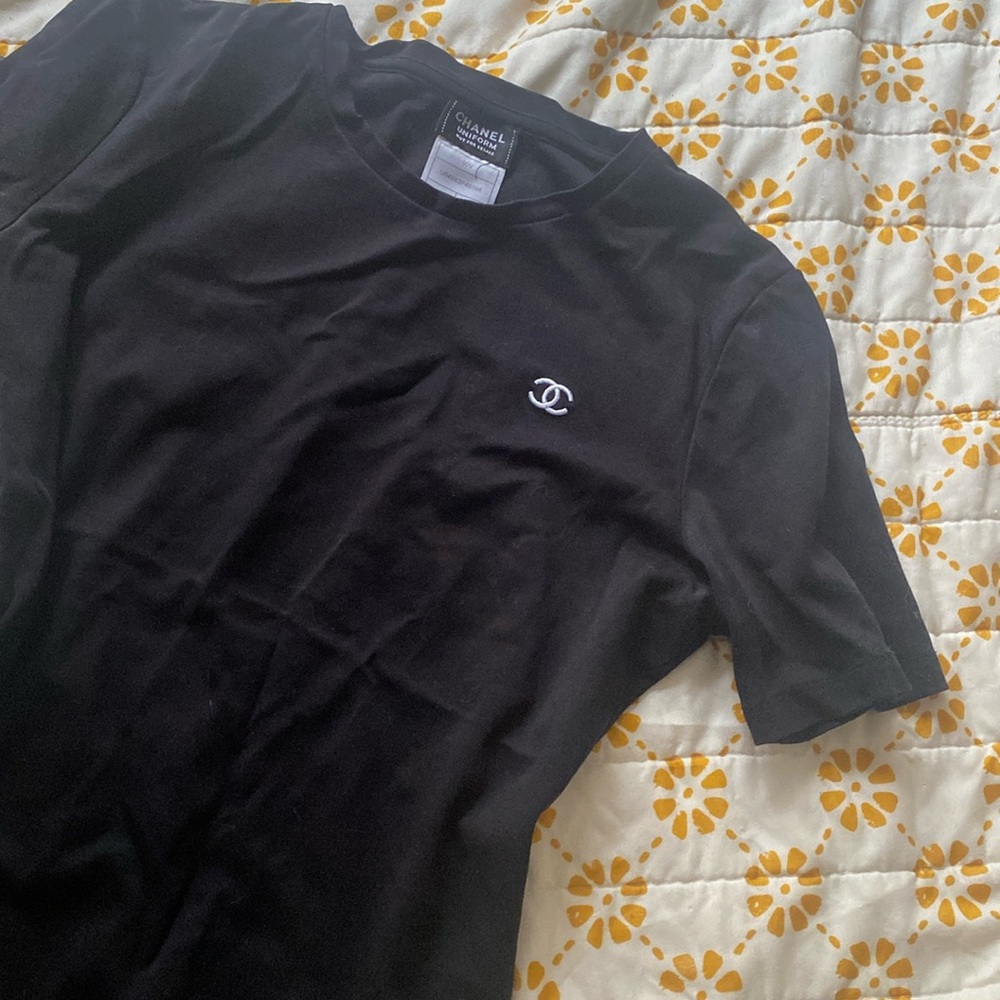 Chanel xs t shirt